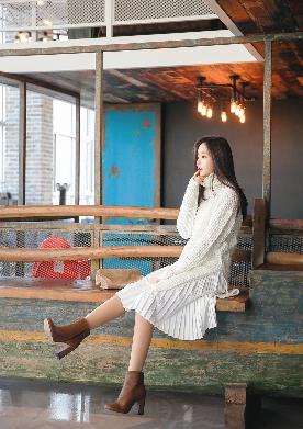 穿进肉欲游戏每天挨C